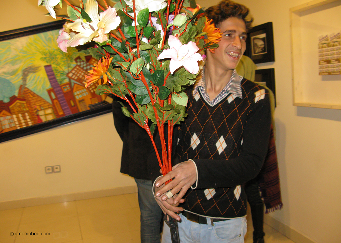 گل های سرزمینم، ۱۳۸۹، اجرا، گل مصنوعی، رنگ فوری، رزین